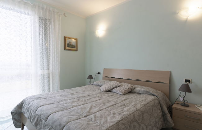 3 bedroom House in Cipressa with garden and terrace - Photo 12