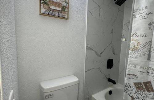 2BD - 4 Dallas l FIFA READY l 5 Min from Love Field - Foto 35