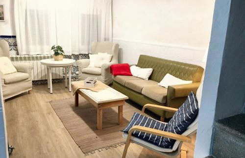 Charming House in El Poyo del Cid with Garden and Terrace - Foto 6