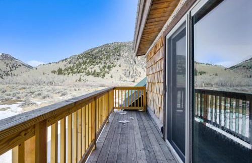 Riverfront Montana Log Cabin with Mountain Views! - Foto 25