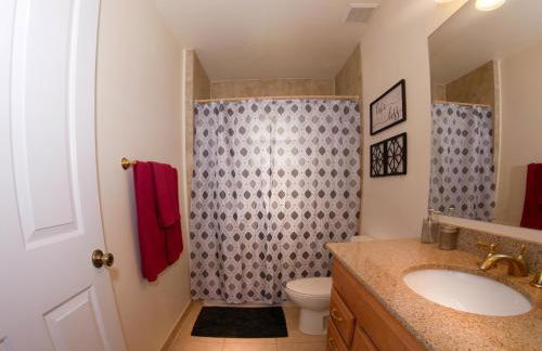 Large Pool With Jacuzzi, Near the Disney Attractions!! - Foto 41