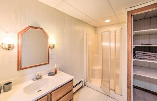 Charming Wisconsin Getaway with Nearby Lake! - Foto 24