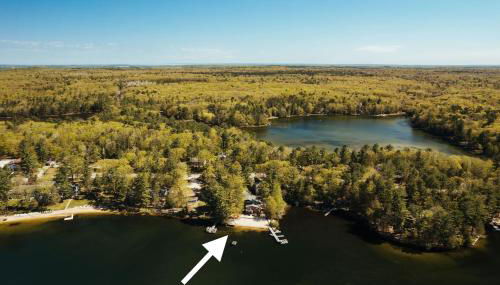 TC Lake Stay-Pontoon & SUP Rentals-King Room! - Foto 2