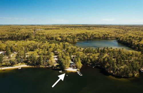 TC Lake Stay-Pontoon & SUP Rentals-King Room! - Foto 2