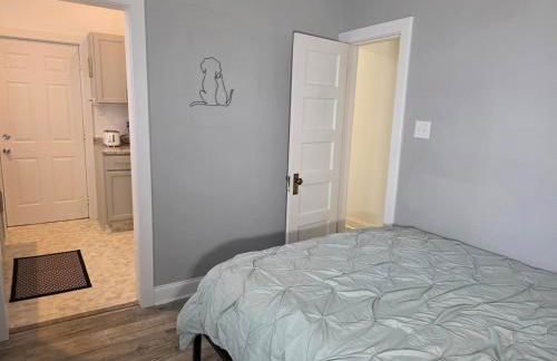 Relaxing Downtown 1 Bed, Dog Friendly Apartment with Deck, Dog Exercise Area - Foto 28