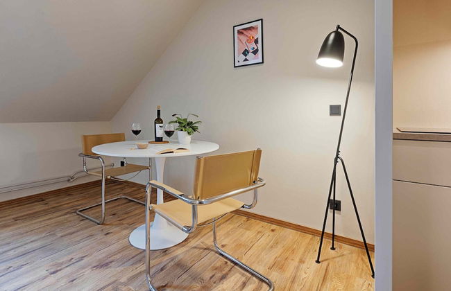 homie stay am Paradeplatz in der Würzburger Innenstadt - Foto 3