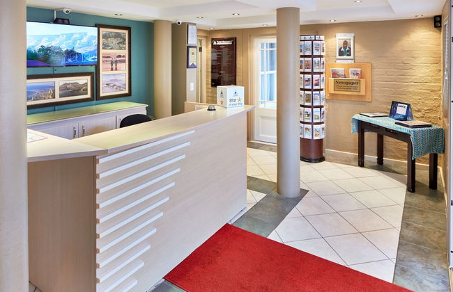 First Group Hastings Hall - Photo 2