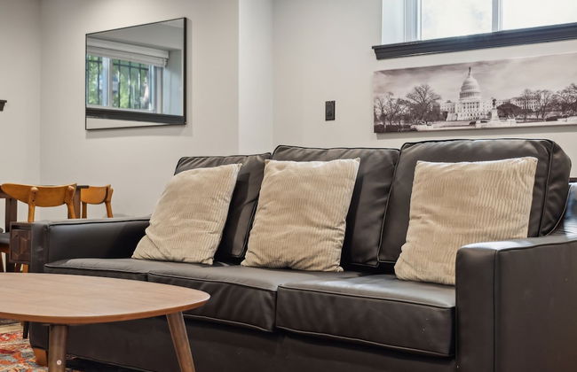 Charming 2BR Townhouse Condo in Heart of DC - Foto 31