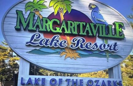 No Putts Given. Cozy home on Par 4, free Golf Cart and Pool access - Photo 33