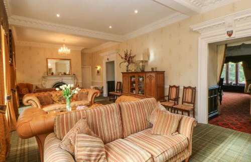 Horsley Hall - Photo 5