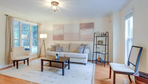 Spacious Stockbridge Manor Pool Table, 2 Kitchens - Foto 4