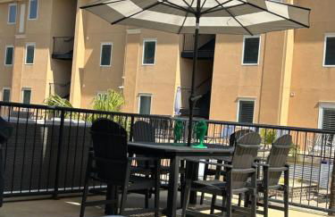 Unique 3BR, 1 of 5 Condos w/Huge Poolside Patio, Steps to Beach & Pier, Gated - Foto 38