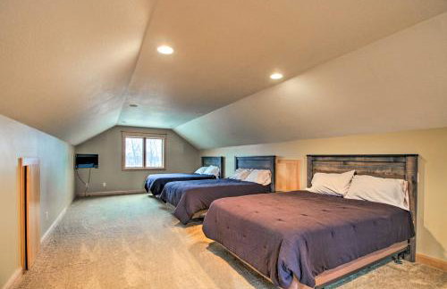 Dock, Hot Tub and Game Room Luxe Lake Latoka Home - Foto 25