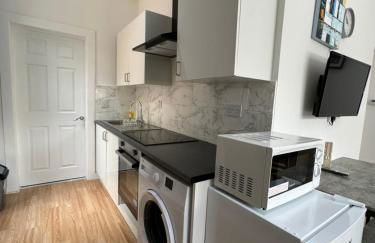 MK Apartments, Chorlton, Manchester Car Park - Foto 10