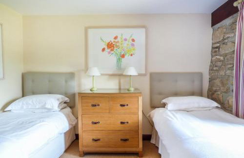 Flower House - Photo 5