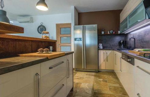 Awesome Home In Pridraga - Foto 40