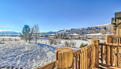 2-Condo Property with Mtn Views by Golf and Ski Resort - Foto 3