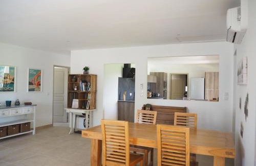 Holiday Home Near Pont du Gard & Vineyards - Foto 15