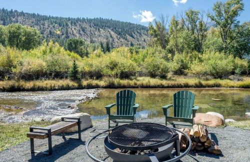 Stunning Mountainside Cabin Rental with a View Nestled in the Heart of the Colorado Rockies - Foto 5