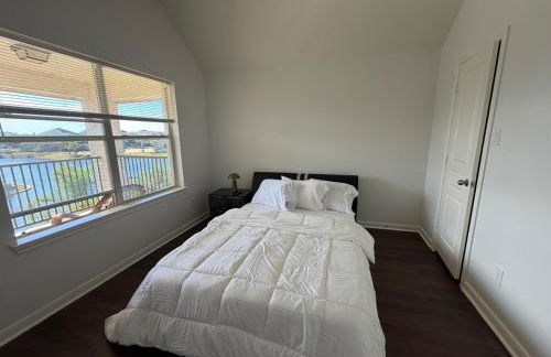 Luxury Lakefront 4BR - Corporate & Extended Stay Friendly - Foto 66