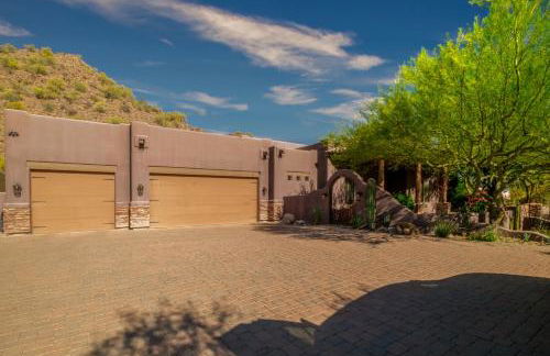 Quail Mountain Desert Resort: Heated Pool, Mt Vews, all BR's King & TV's, Hiking - Photo 37