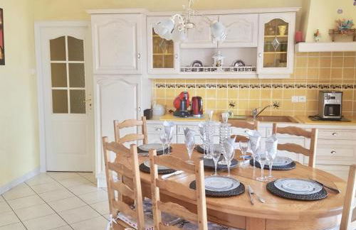 Maison récente à la ferme avec jardin, terrasses, 4 chambres, proche plages et pêche privée - FR-1-426-86 - Foto 3