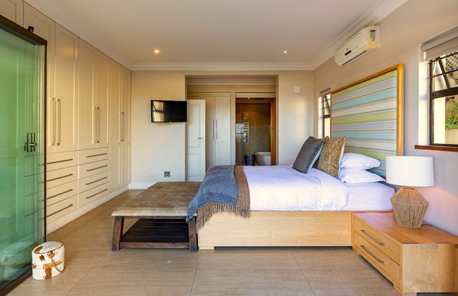 DolphinCoast YOLO Spaces-Ballito Beach House Villa - Photo 10