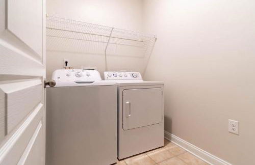 Landing Stunning 2BD Pool Courtyard - Foto 50