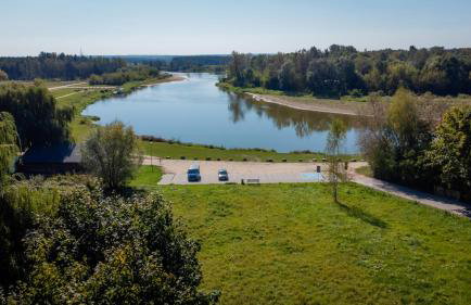 Bug Na Skarpie - Domek Wypoczynkowy z Jacuzzi i Kominkiem - Foto 2