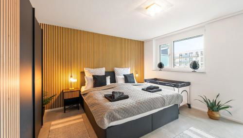 LIVINGLike-Apartment - Central & Spacious with Balkony & Garage, Coffee - 103m2 - Foto 2