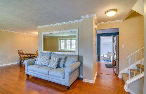 2 Mi to Olde Town! Pet-Friendly Haven with Sunroom - Foto 5