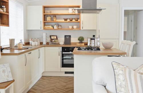 Shropshire Lodges - Romantic Luxury Hot Tub Breaks - Foto 33