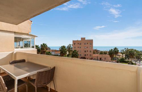 Torrequebrada apartment by Costarentals - Ref 238 - Foto 2