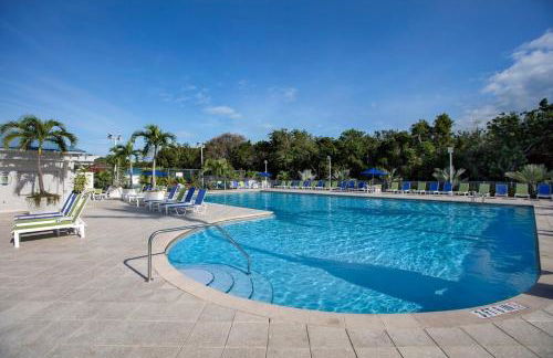 Ocean Pointe Suites at Key Largo - Foto 37