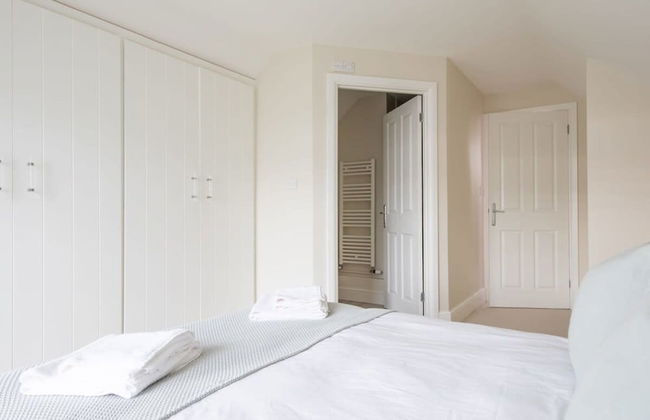 Superior House for 6 Near Beach w Parking Garden - Foto 64