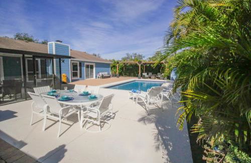 Beautiful Home - Oasis Backyard with Heat Pool - Foto 27