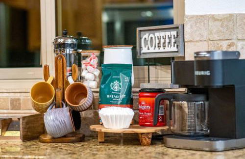 Tucasa - Private Backyard Resort - Theater - Foto 27