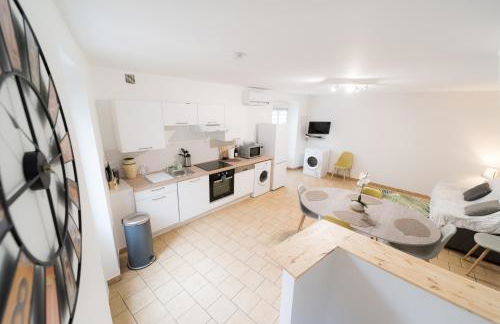 Ravissant Triplex et Duplex au Centre de Pont St Esprit - Foto 11