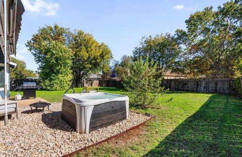 Cedar Park 4BR HotTub PingPong - Photo 17