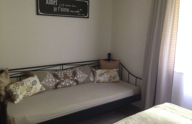 Ground Floor Palatine - Photo 2