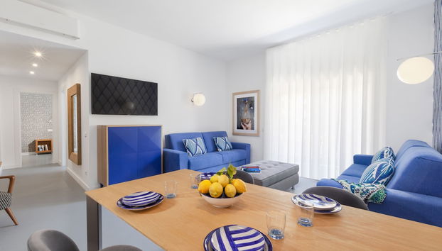 SorrentoVibes - Luxury Design Home & Jacuzzi in Heart of Sorrento - Foto 2, Imagen principal