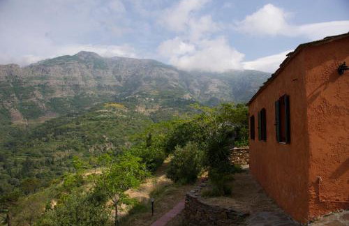 Ikarian Centre - Accommodation & mountain hiking - Photo 7