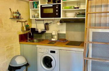 proche kedge et universitée appartement cosy avec parking ,cuisine équipée ,sdb et jardin - Foto 3