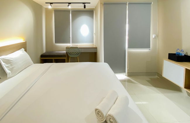 Homey and Well Furnished Studio LRT City Jatibening Apartment - Photo 3