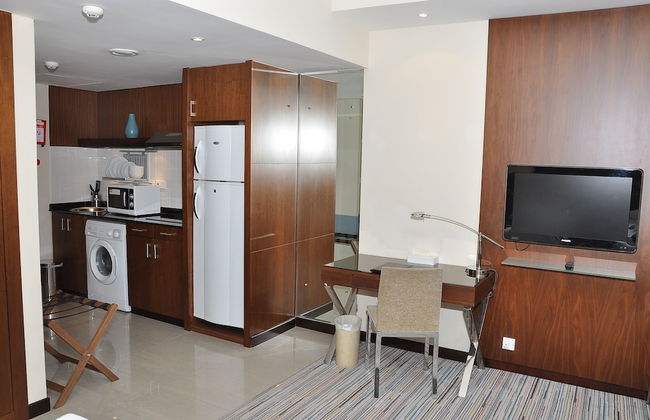 Phoenix Plaza Hotel Apartments - Photo 28