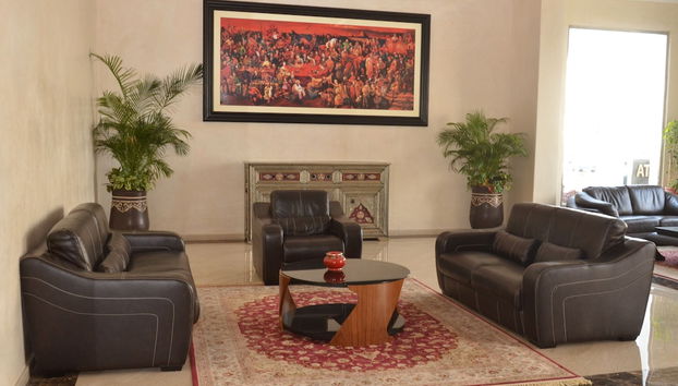 Coin salon dans le hall