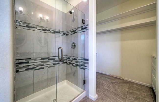 2 Waterfront Homes w/ Views, Pool, Boat Dock Laguna Village Oasis by Avantstay - Foto 37