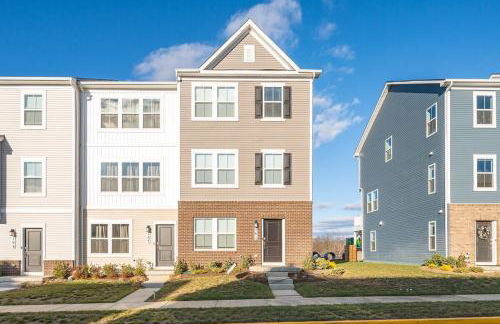 3BR 3Bath Newly Built Townhome in Charles Town, WV - Foto 2