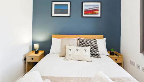 2 Bed Home Port Talbot - Perfect For Contractors & Families - Foto 1