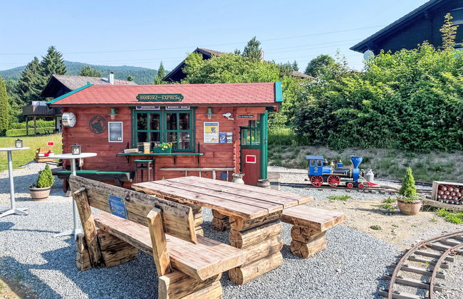 Apartment in Arrach with garden - Photo 18